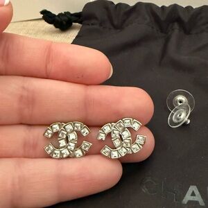 CHANEL CC Logo Square Crystals Earrings